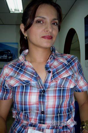 120595 - Erika Age: 50 - Colombia