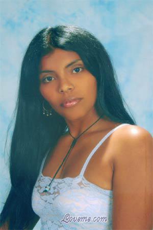 78821 - Yamile Age: 32 - Colombia