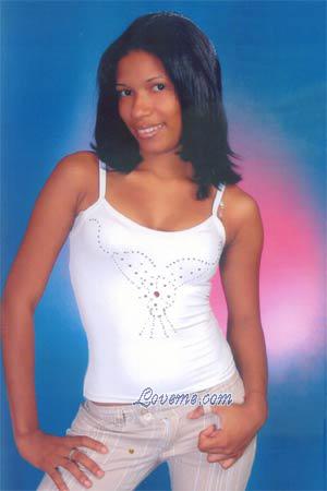 81111 - Yeslany Age: 28 - Colombia