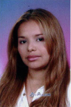 81555 - Karina Age: 31 - Colombia