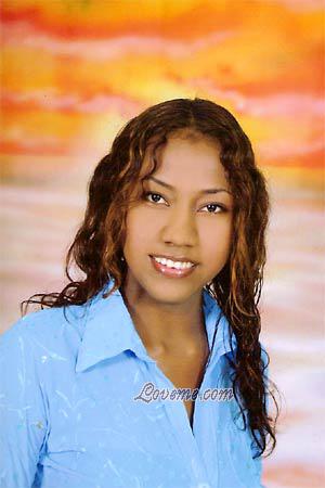 82616 - Andi Johanna Age: 30 - Colombia