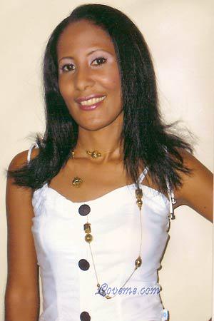 90101 - Noris Age: 46 - Colombia