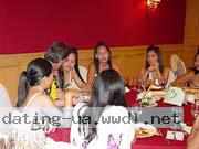 066-filipino-women