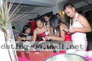 young-filipino-women-046