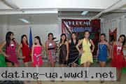 young-filipino-women-067